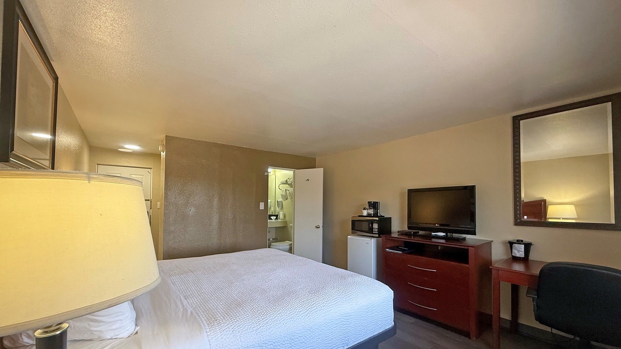Photo of Bedroom in Downtown Klamath Falls