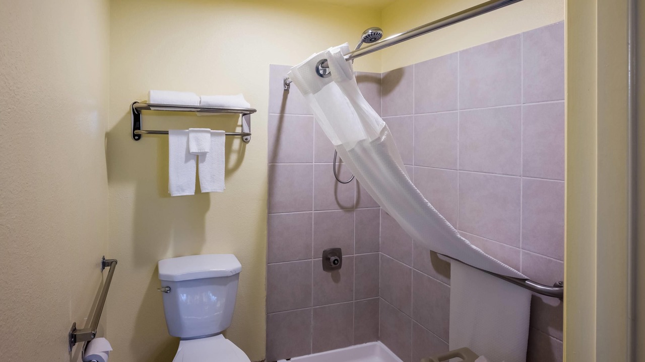 Photo of Bedroom in SeaTac