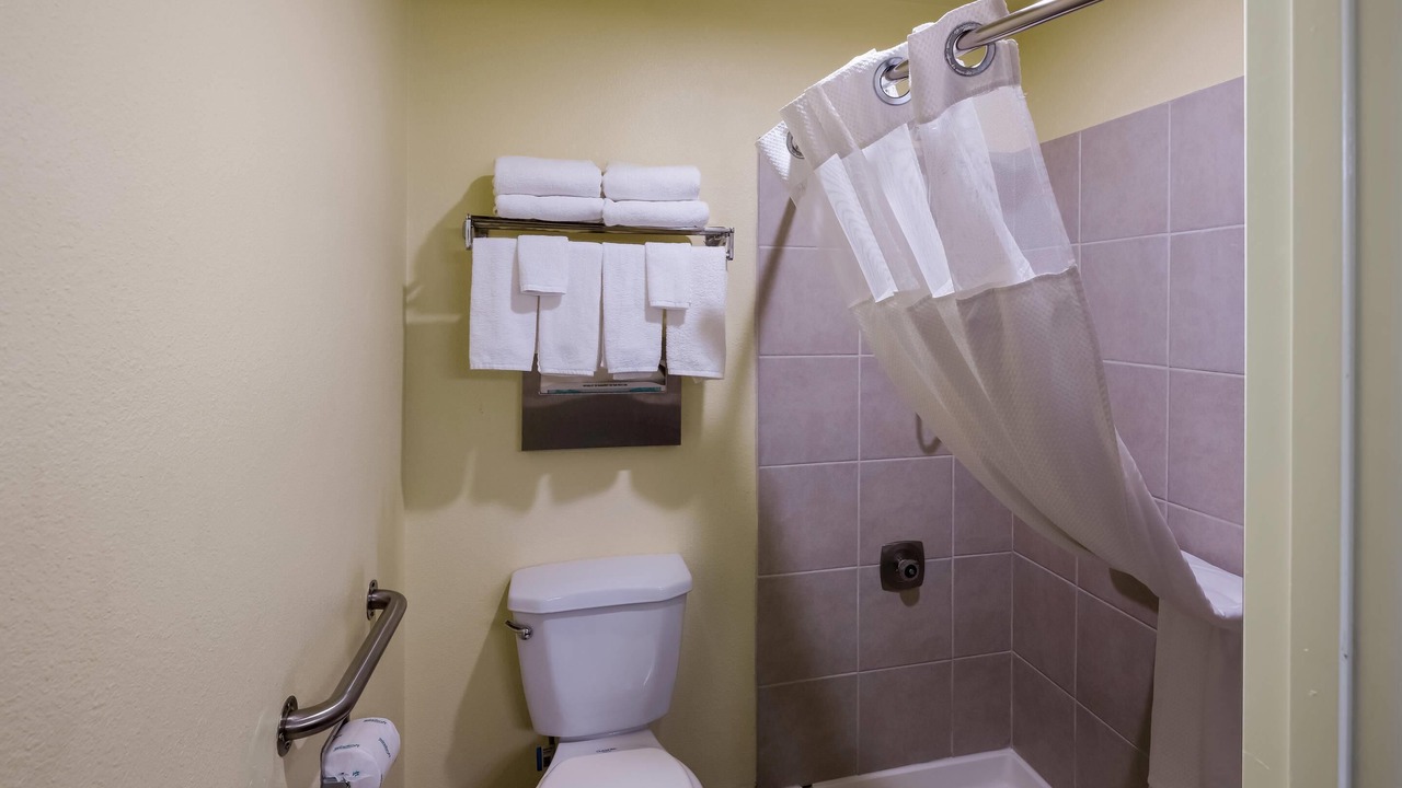 Photo of Bedroom in SeaTac