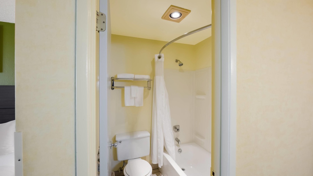 Photo of Bedroom in SeaTac