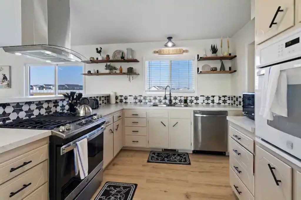 Photo of Kitchen in Filer