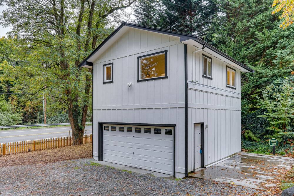 Photo of Outdoor in Inglewood-Finn Hill