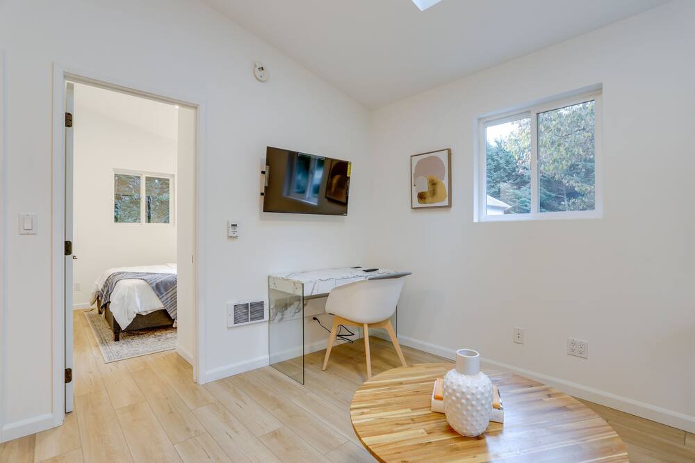 Photo of Bedroom in Inglewood-Finn Hill