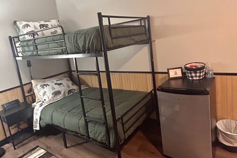 Photo of Bedroom in Hoodsport