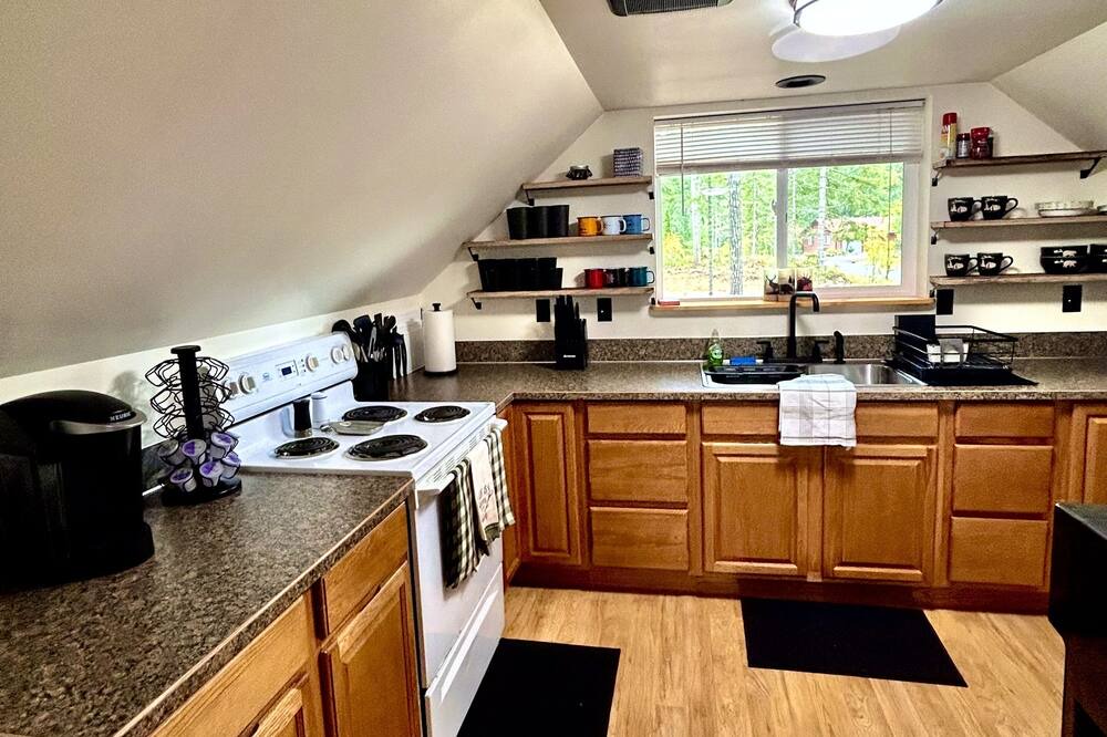 Photo of Kitchen in Hoodsport