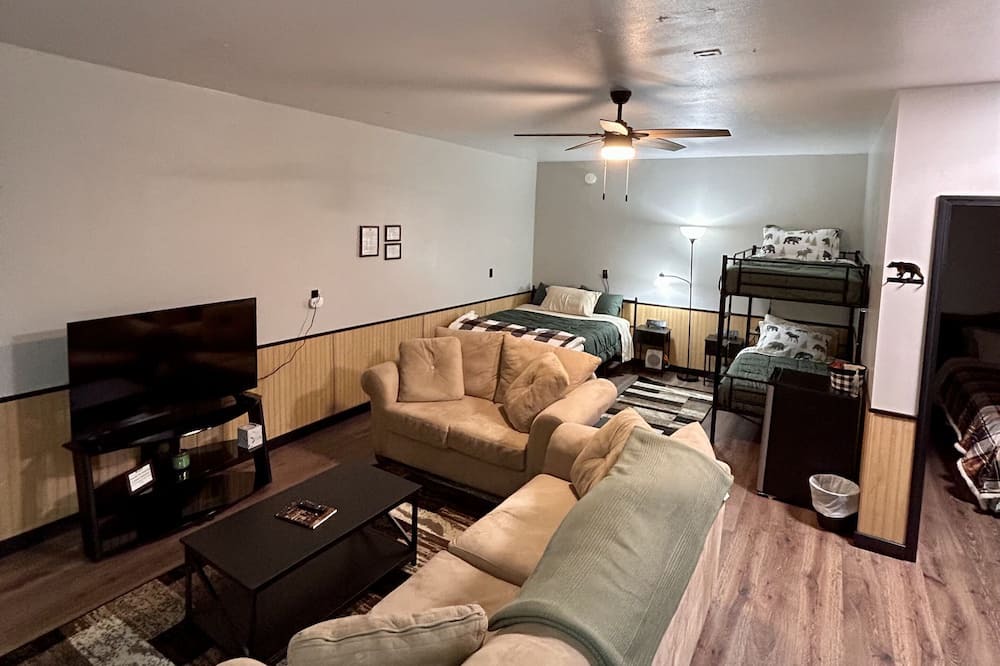 Photo of Livingroom in Hoodsport