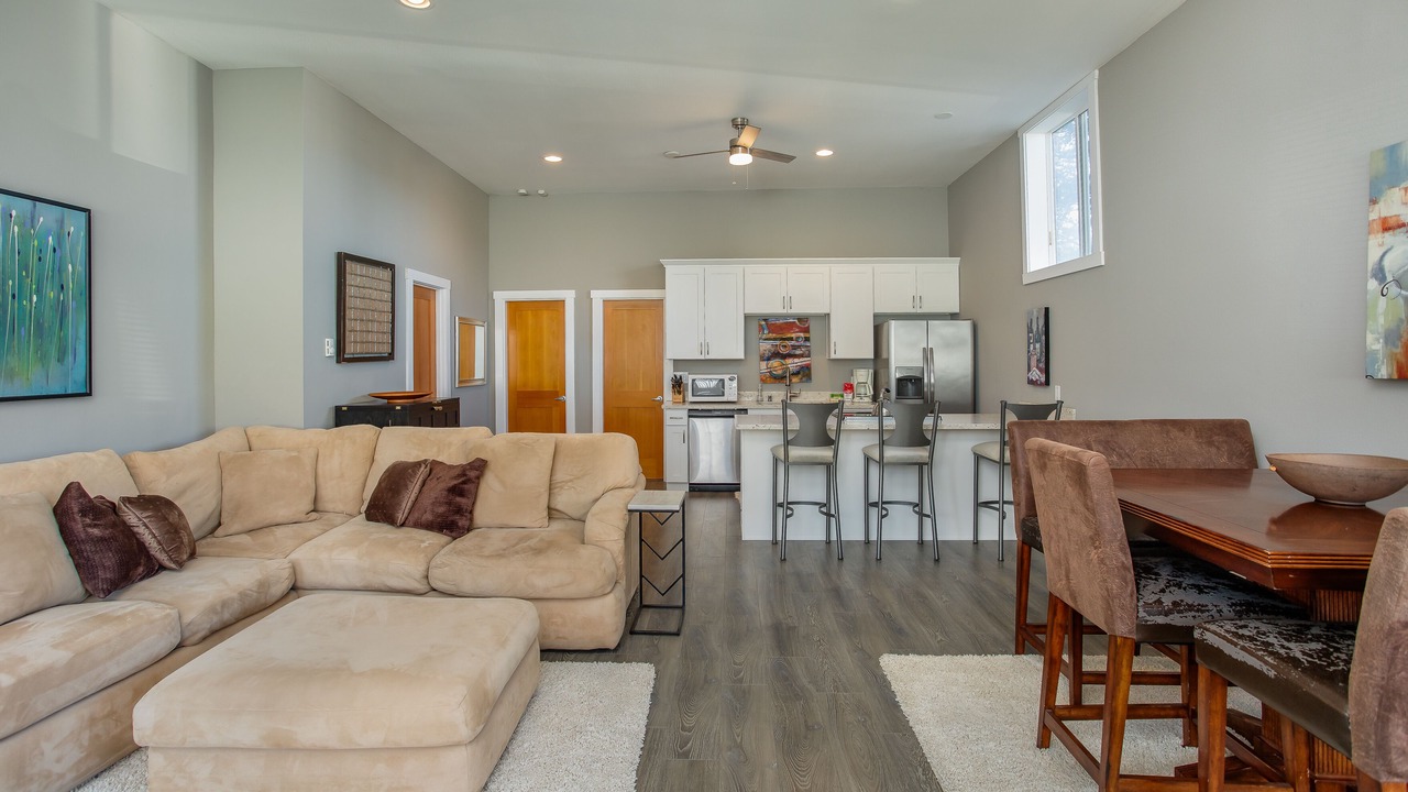 Photo of Livingroom in North End