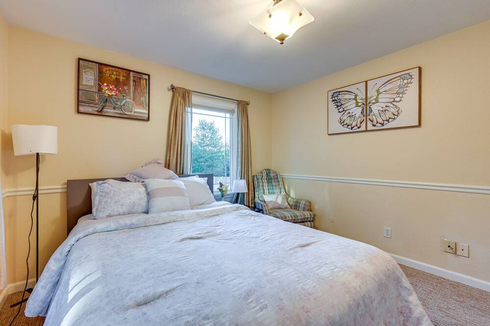 Photo of Bedroom in Puyallup