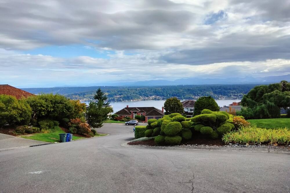 Photo of Outdoor in Cougar Mountain