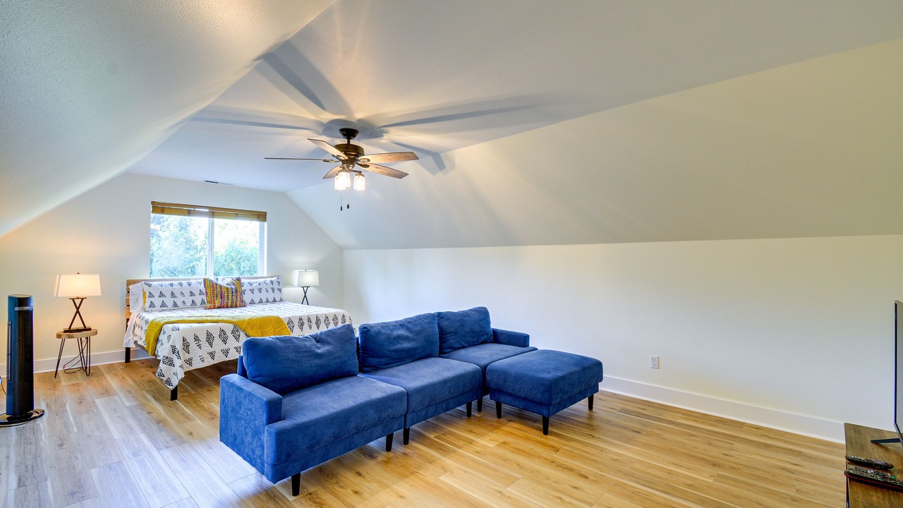 Photo of Livingroom in Artondale