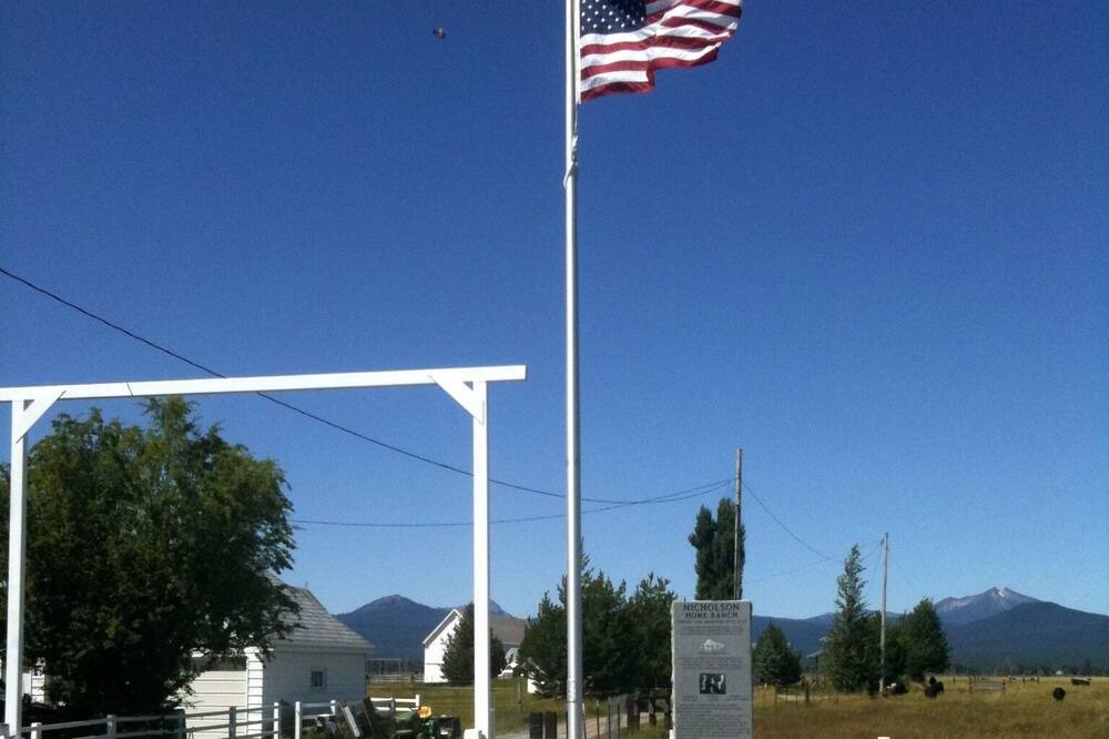 Photo of Others in Fort Klamath