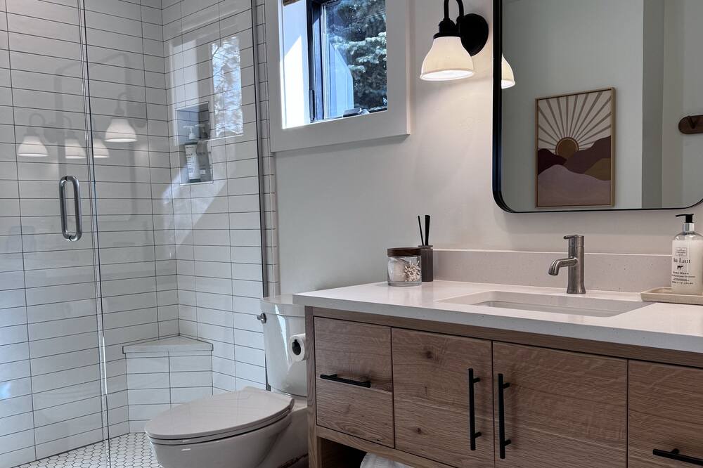 Photo of Bathroom in Fort Klamath