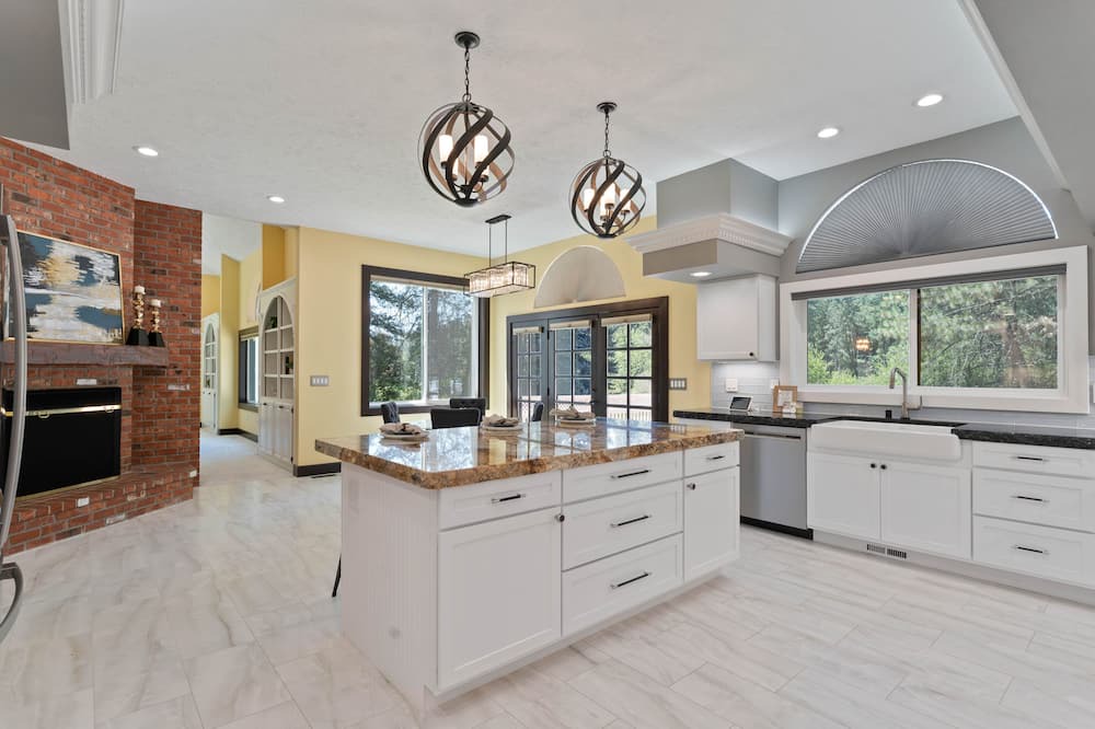 Photo of Kitchen in Colbert