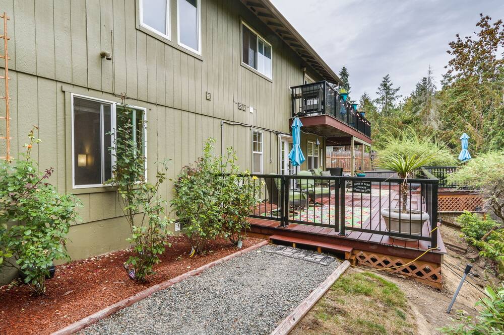 Photo of Outdoor in La Center