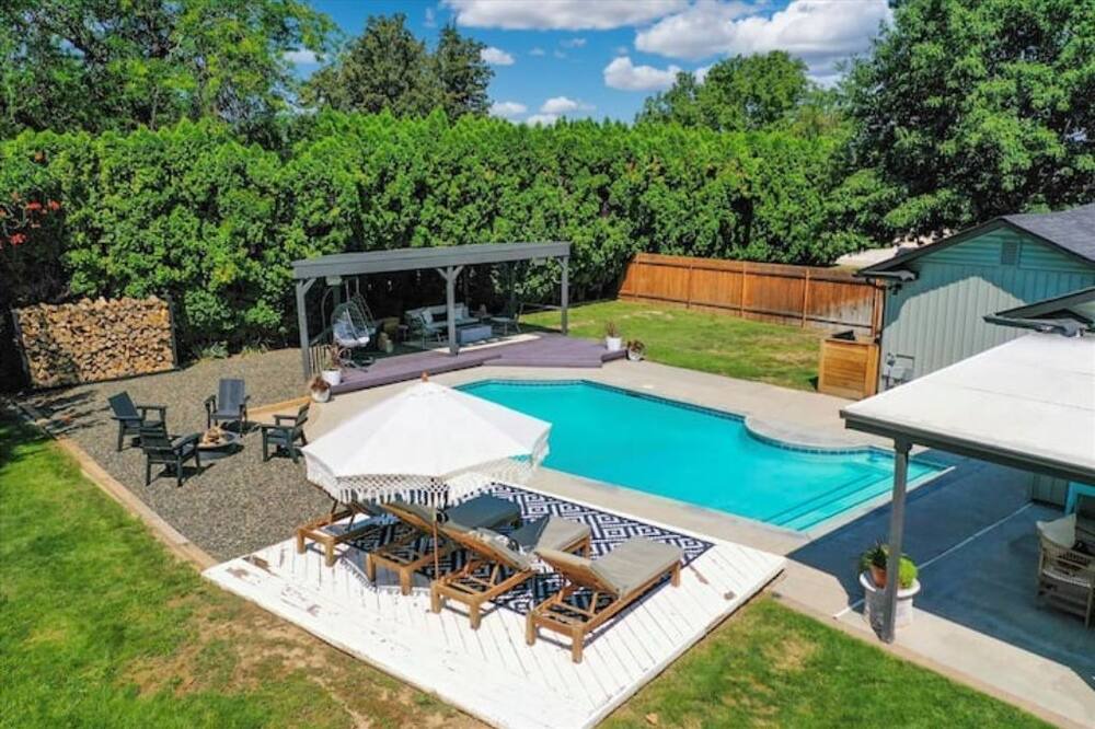 Photo of Outdoor in Franklin - Randolph