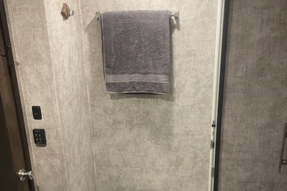 Photo of Bathroom in Beaver