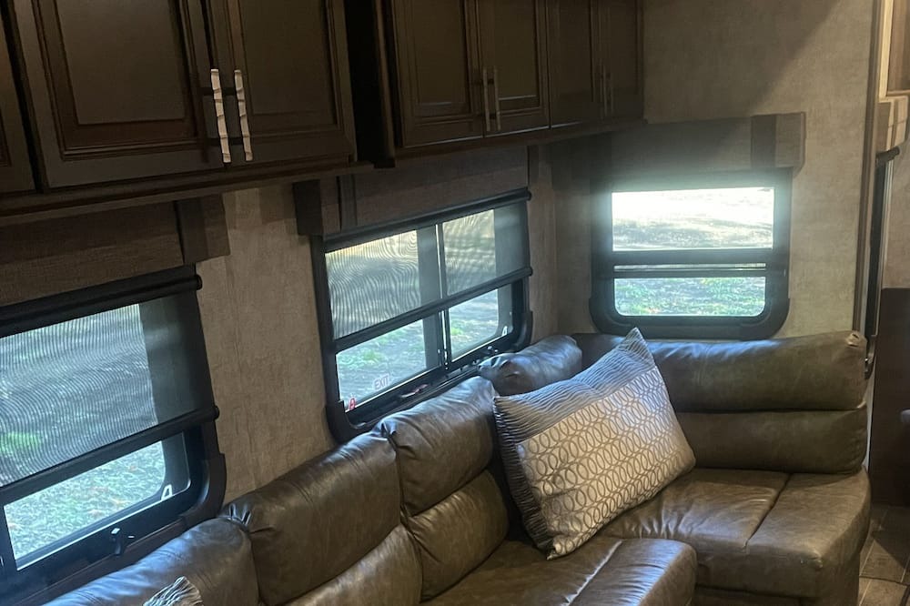 Photo of Livingroom in Beaver