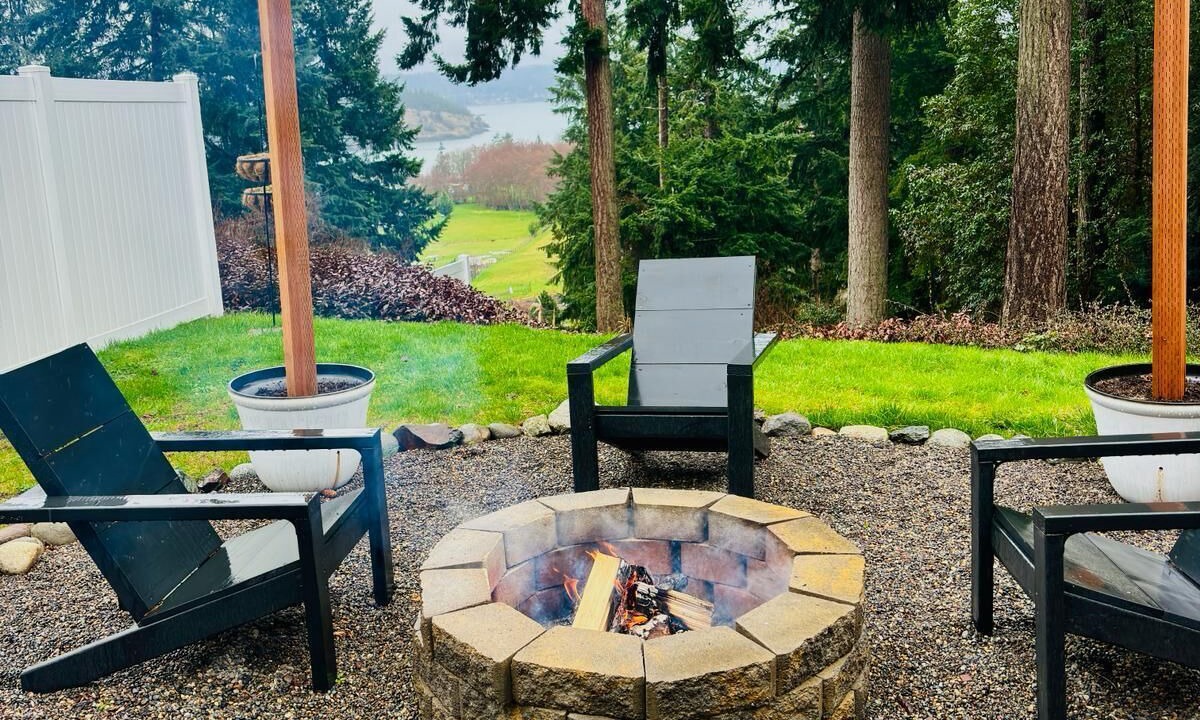 Photo of Outdoor in Oak Harbor