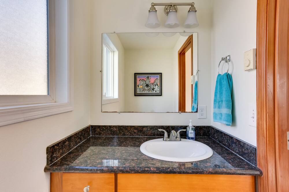 Photo of Bathroom in Hilltop