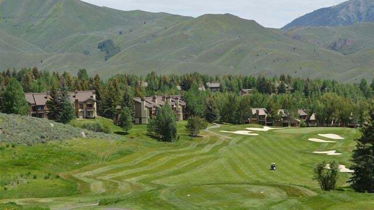 Photo of Others in Elkhorn Village