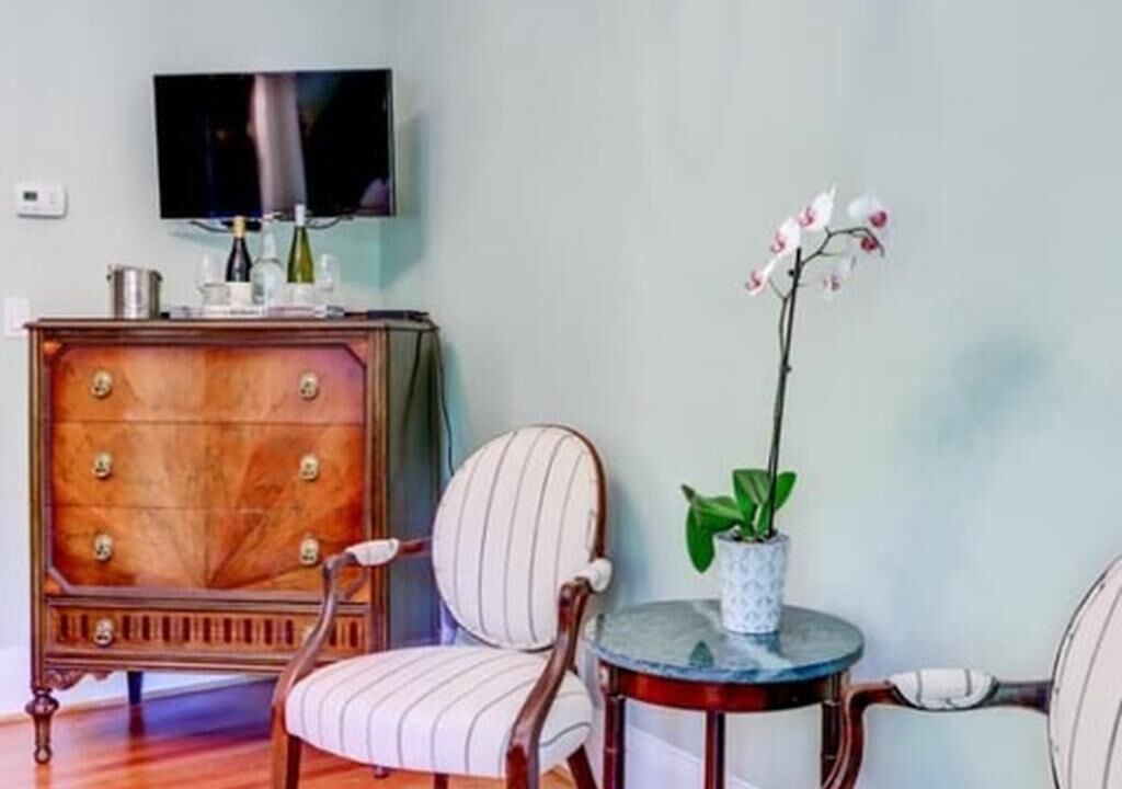 Photo of Bedroom in Irvington