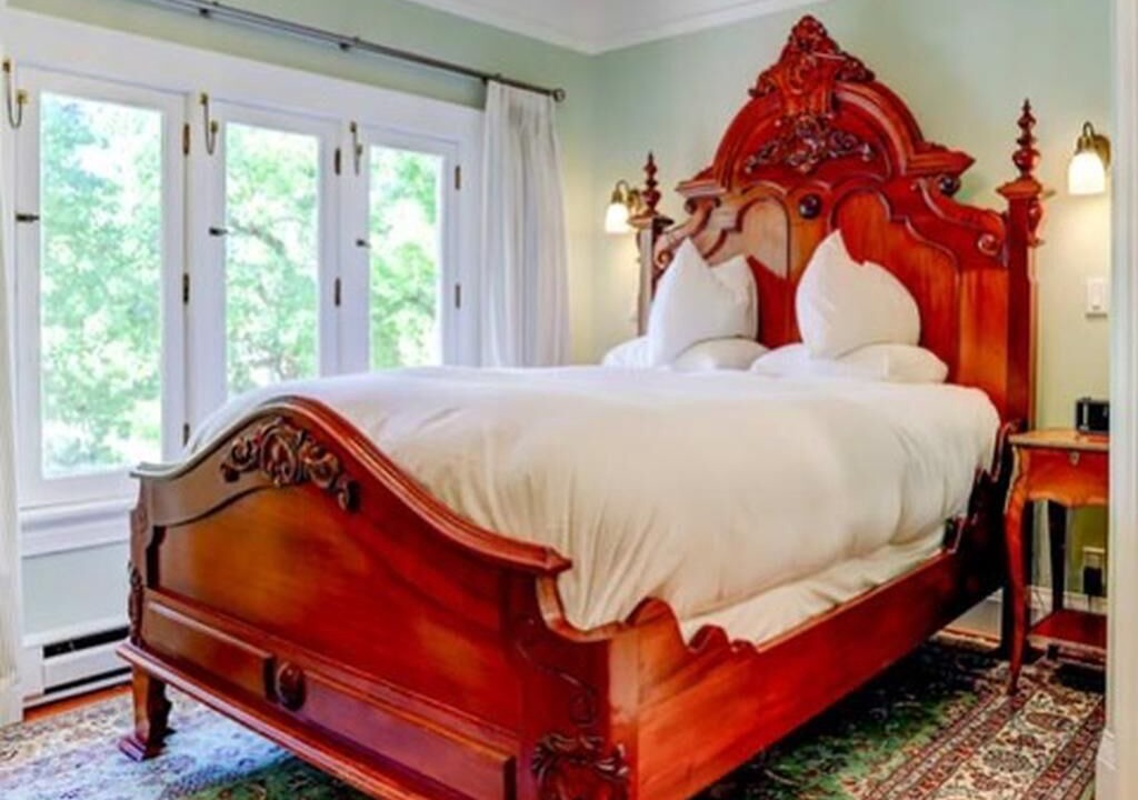 Photo of Bedroom in Irvington