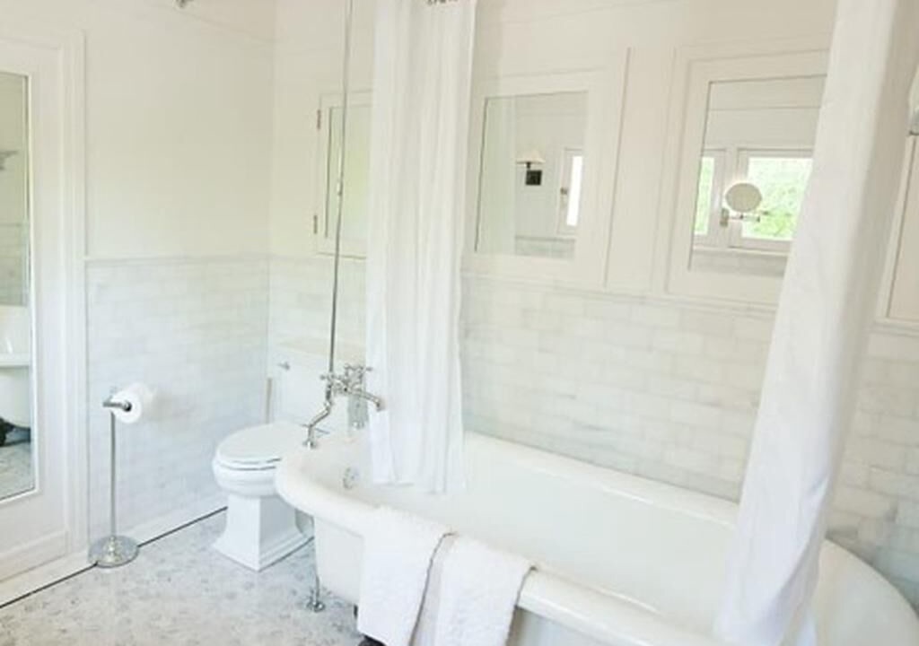 Photo of Bathroom in Irvington