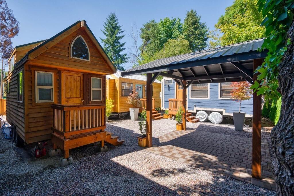 Photo of Outdoor in Hosford-Abernethy