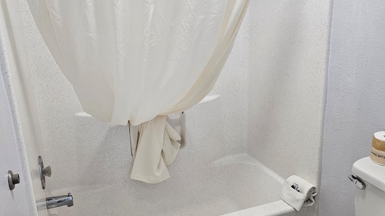 Photo of Bathroom in Sumner