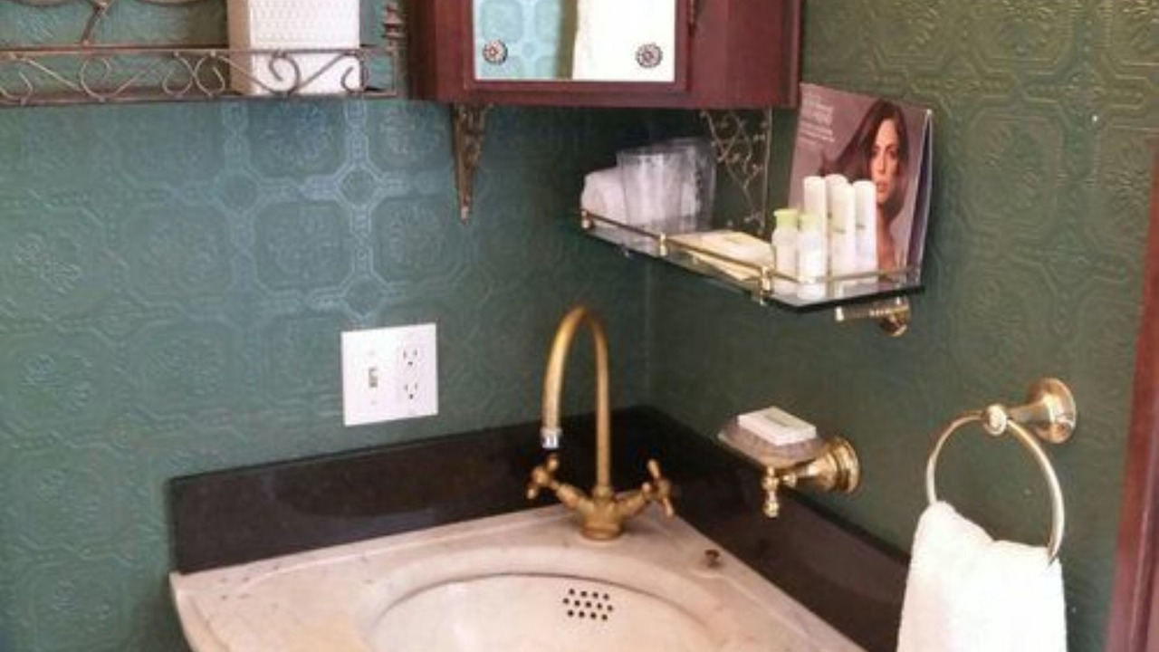 Photo of Bathroom in North End