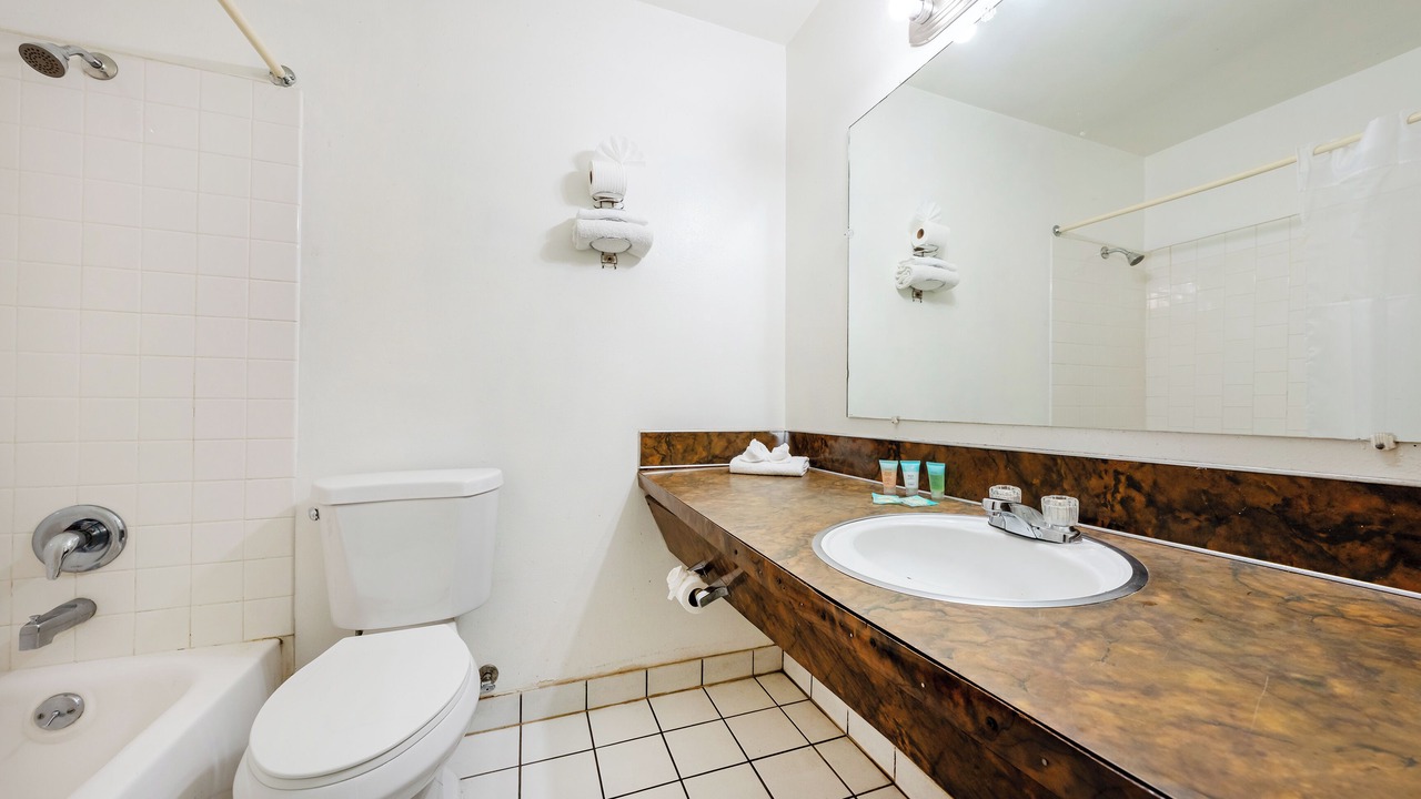 Photo of Bathroom in Powellhurst-Gilbert