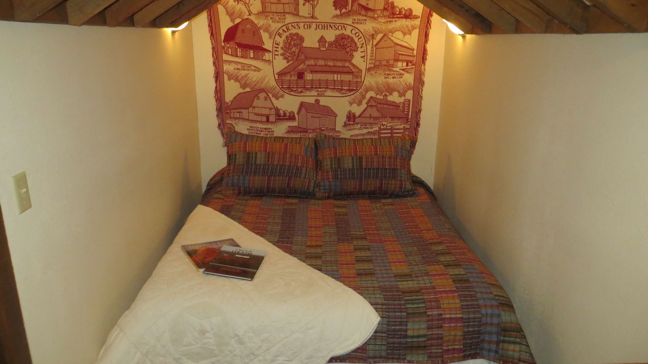 Photo of Bedroom in Mason City