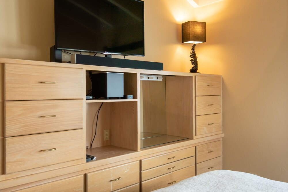 Photo of Bedroom in Warm Springs