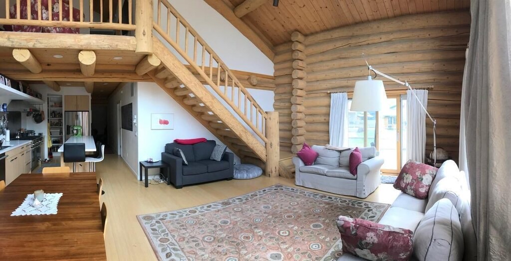 Photo of Livingroom in Warm Springs