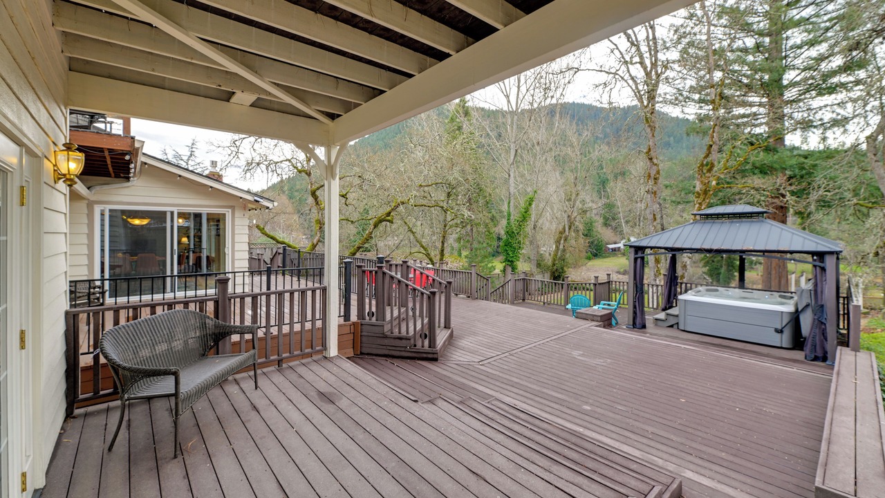Photo of Patio Balcony in Grants Pass