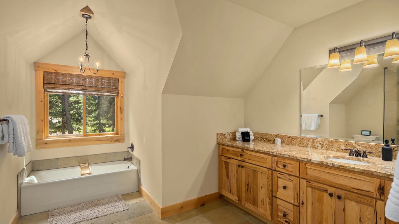 Photo of Bathroom in Cle Elum