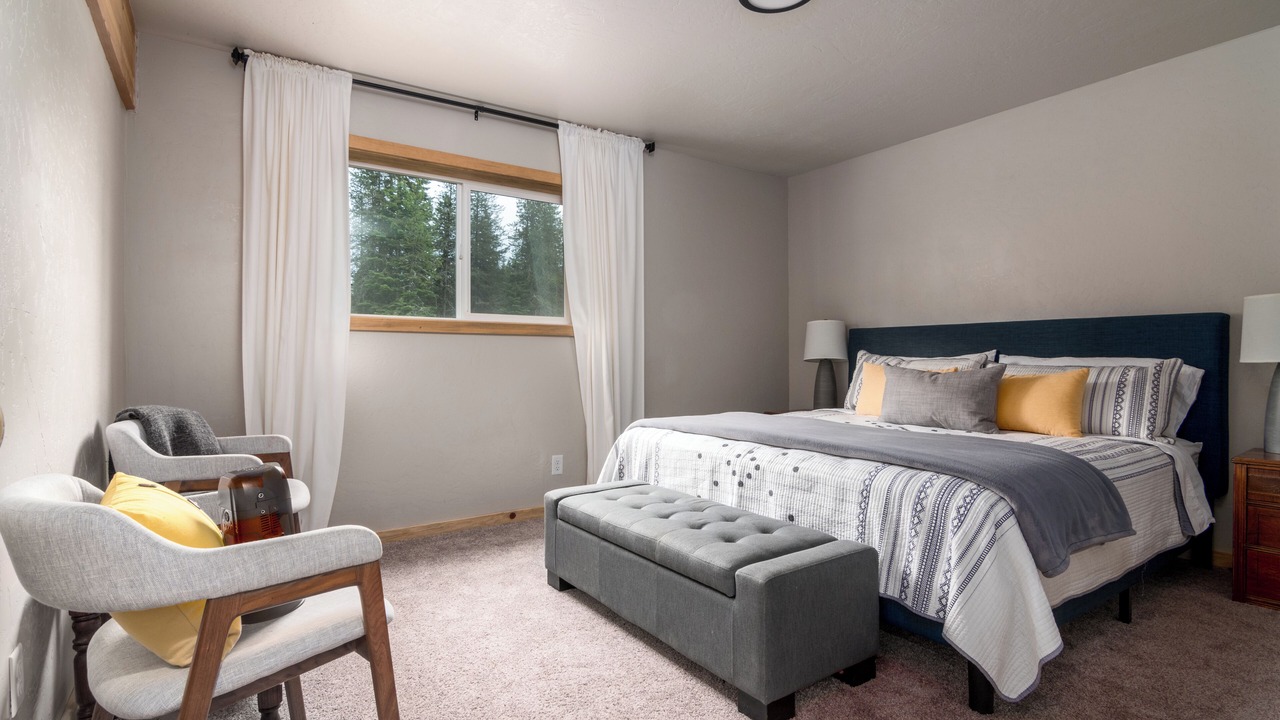 Photo of Bedroom in USA
