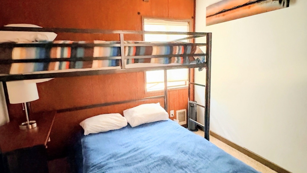 Photo of Bedroom in Black Butte Ranch