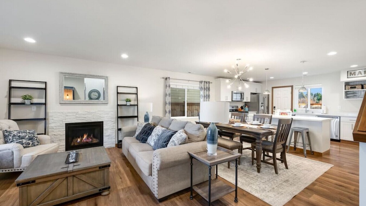 Photo of Livingroom in Central Tacoma