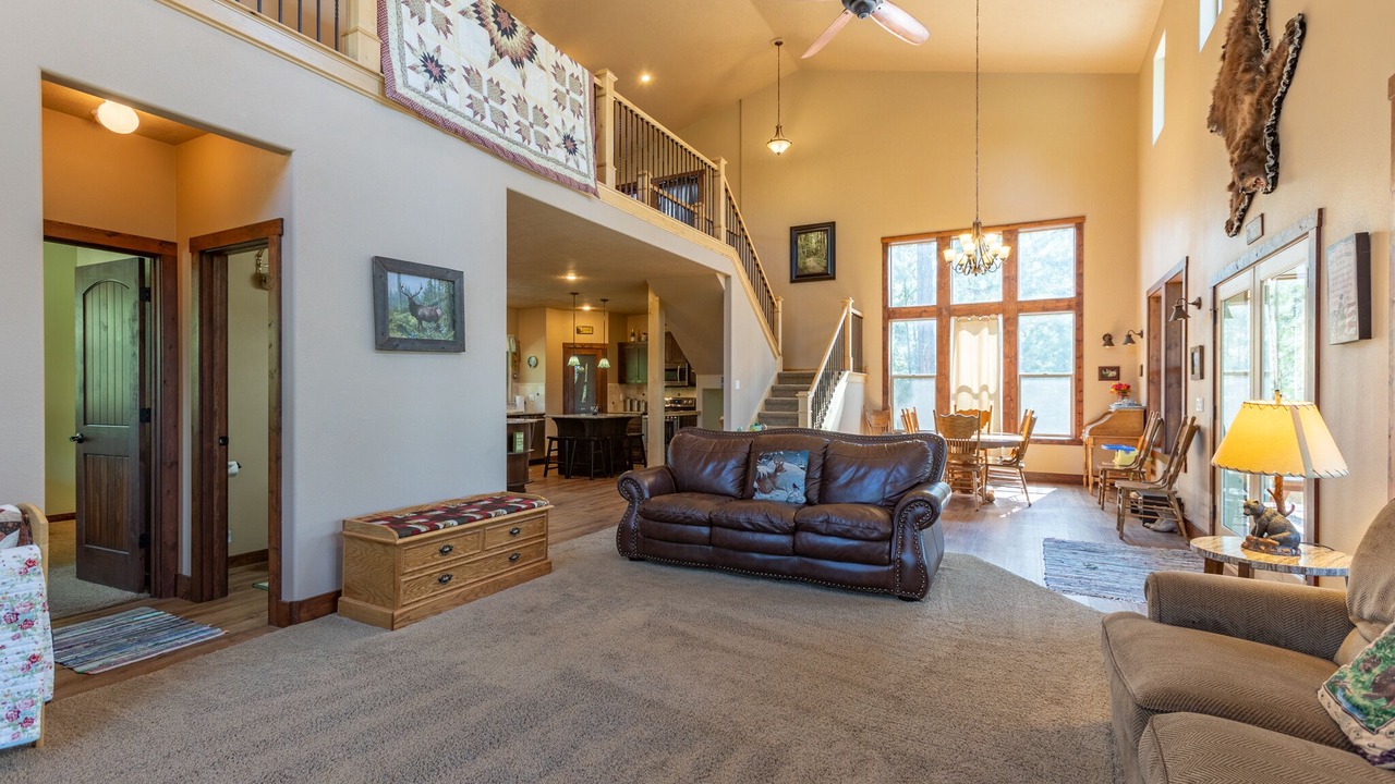 Photo of Livingroom in Cascade