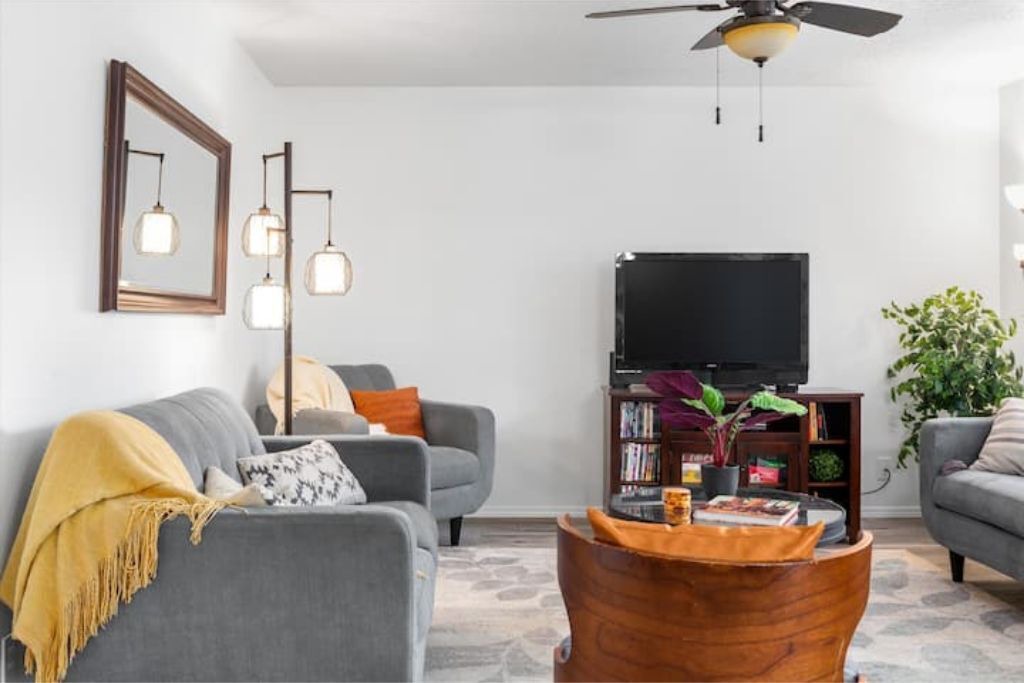 Photo of Livingroom in Eagle