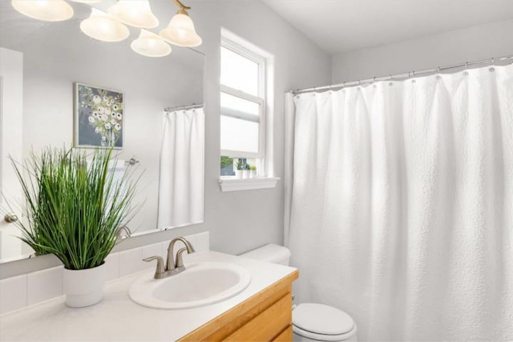 Photo of Bathroom in Eagle