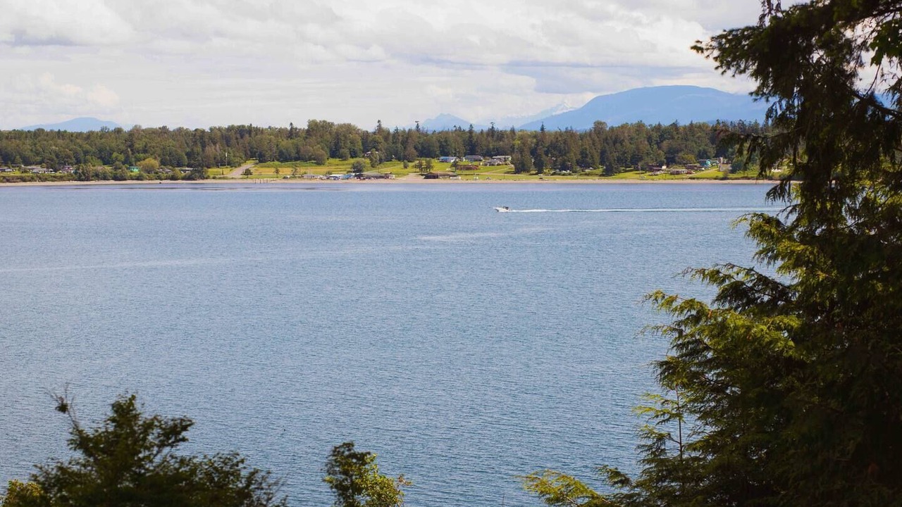 Photo of Others in Lummi Island
