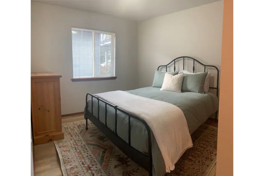 Photo of Bedroom in Wenatchee