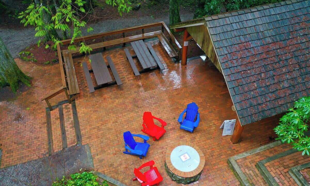 Photo of Patio Balcony in Glacier