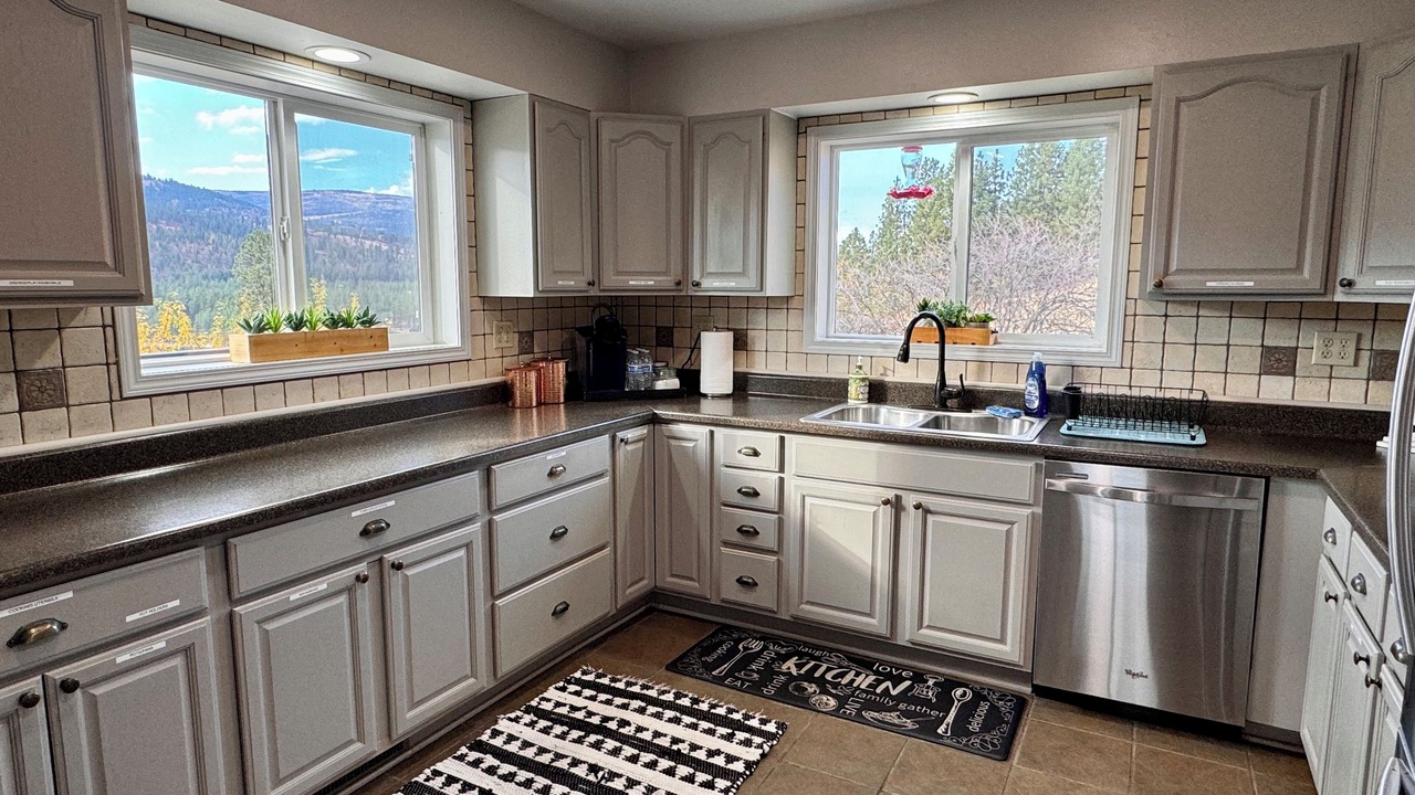 Photo of Kitchen in Kettle Falls