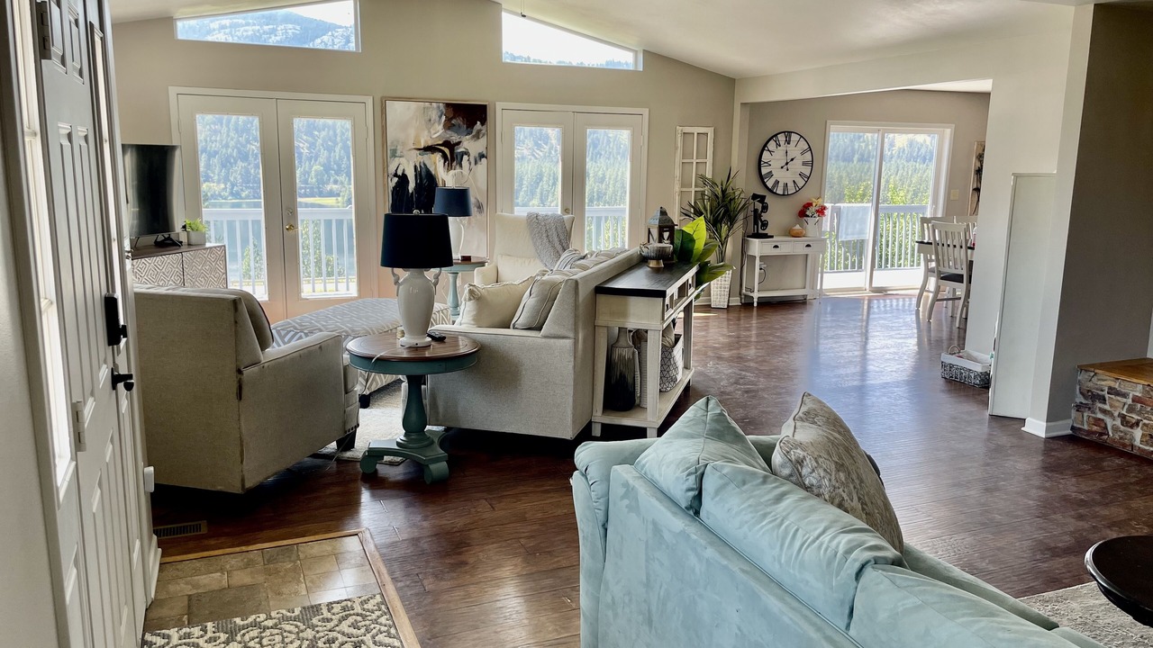 Photo of Livingroom in Kettle Falls