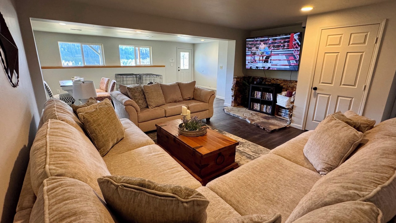 Photo of Livingroom in Kettle Falls