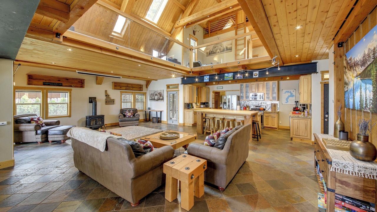 Photo of Bedroom in Sandpoint