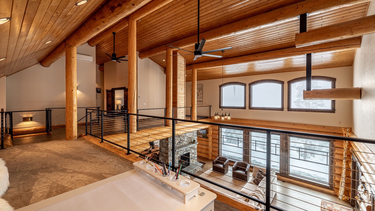 Photo of Bedroom in Leavenworth